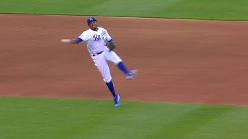 MIN@KC: Escobar gets Polanco with a barehanded stop