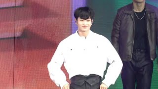[4K] 230114 DTU FAN-CON I 누난 너무 예뻐 cover - DKZ 기석 직캠