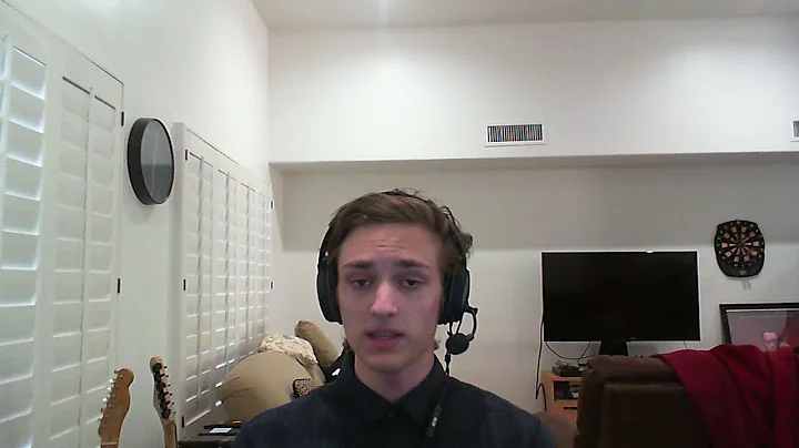 2021 Flinn Scholar Mitch Zakocs honors his disting...