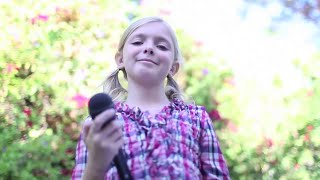 9-year-old Elsie Fisher Sing a Song From Masha and the Bear series
