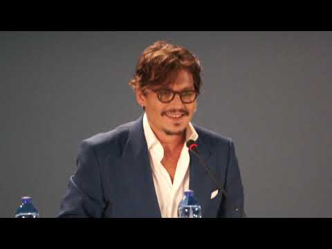 #Venezia76 - Johnny Depp parle de Lily-Rose et de Vanessa