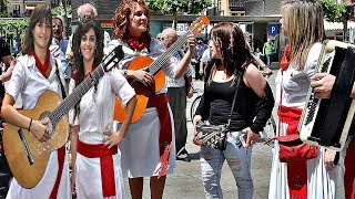 CANTO Y DANZA DE LA TIERRA.  JOTA NAVARRA.  NATALIA NARCUE Y AMAIA IBAÑEZ