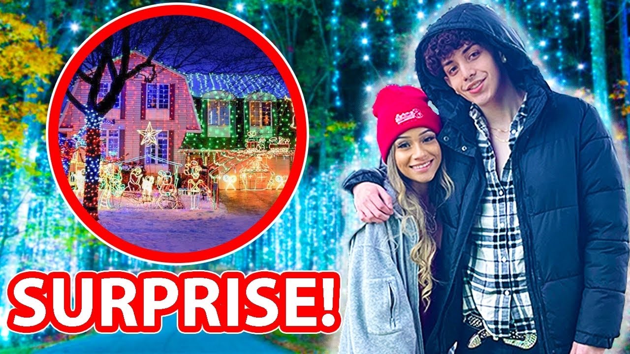 OUR FIRST ROAD TRIP ❤️ | Santa's Wonderland