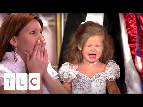 Three-year-old Kayla Has Huge On-Stage Meltdown At Las Vegas Pageant | Toddlers & Tiaras