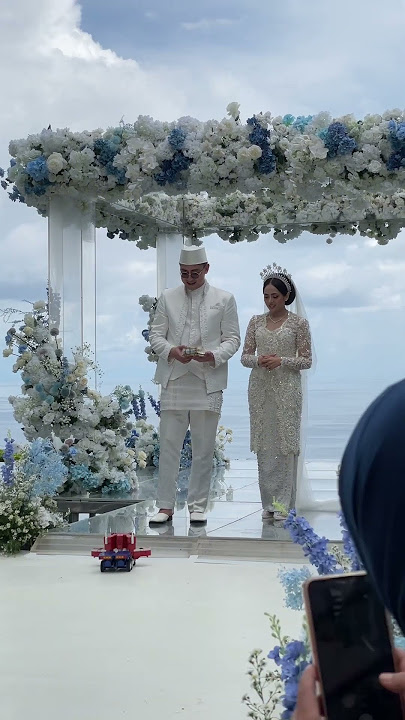 KETIKA OPTIMUS PRIME MUNCUL DI PERNIKAHAN MEDY RENALDY & CHARERA PRILLY..