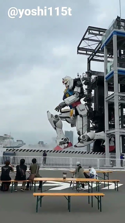 Life-Size RX-78F00 Gundam