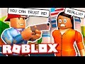 BECOMING AN UNDERCOVER COP! - ROBLOX