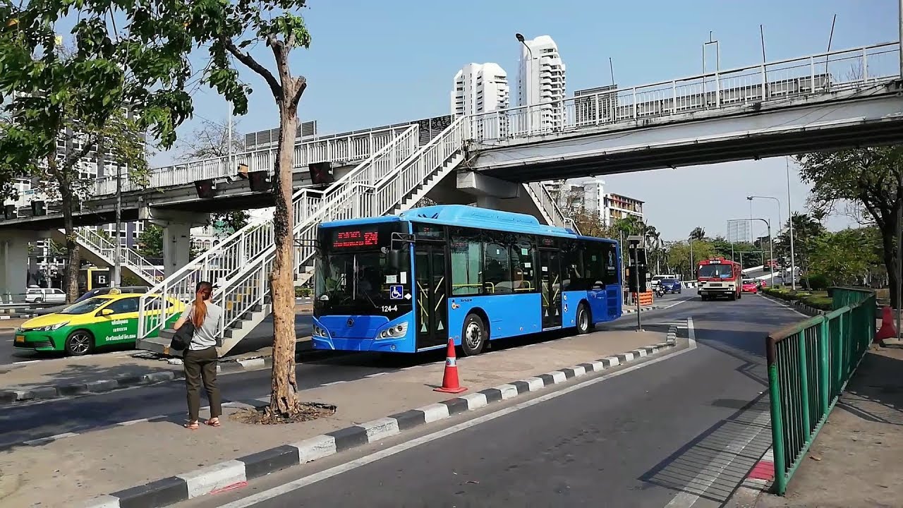 Bangkok Buses at Phra Pinklao Bridge Bus Stop