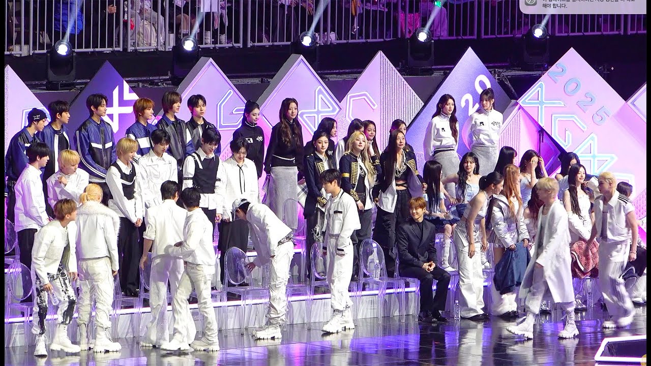 2025 KGMA 출연진 등장 직캠 [Stray Kids IVE fromis9  Hearts2Heart AHOP  KickFlip SUHO KISS OF LIFE IDID]