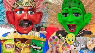 Ondel Ondel Betawi Makan Chiki Dan Permen Kipas , enak banget #ondelondel