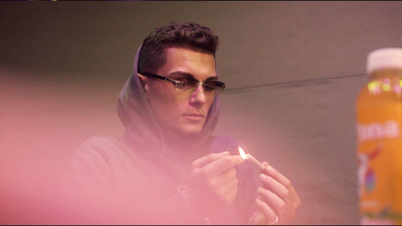 Giu$eppe - Dummy (Official Video) adlı videoyu YouTube'da izle Giu$eppe - Dummy (Official Video) adlı videoyu YouTube'da izle