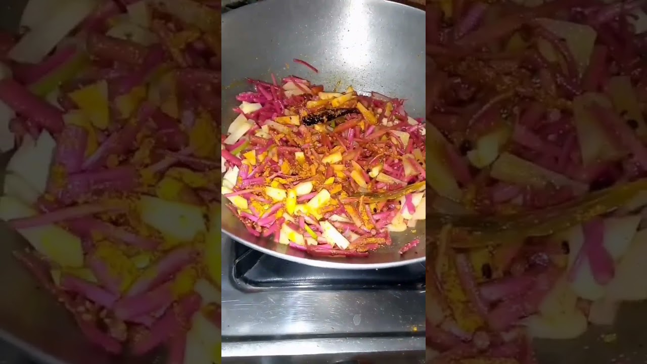 lal saker data diye puti macher torka 