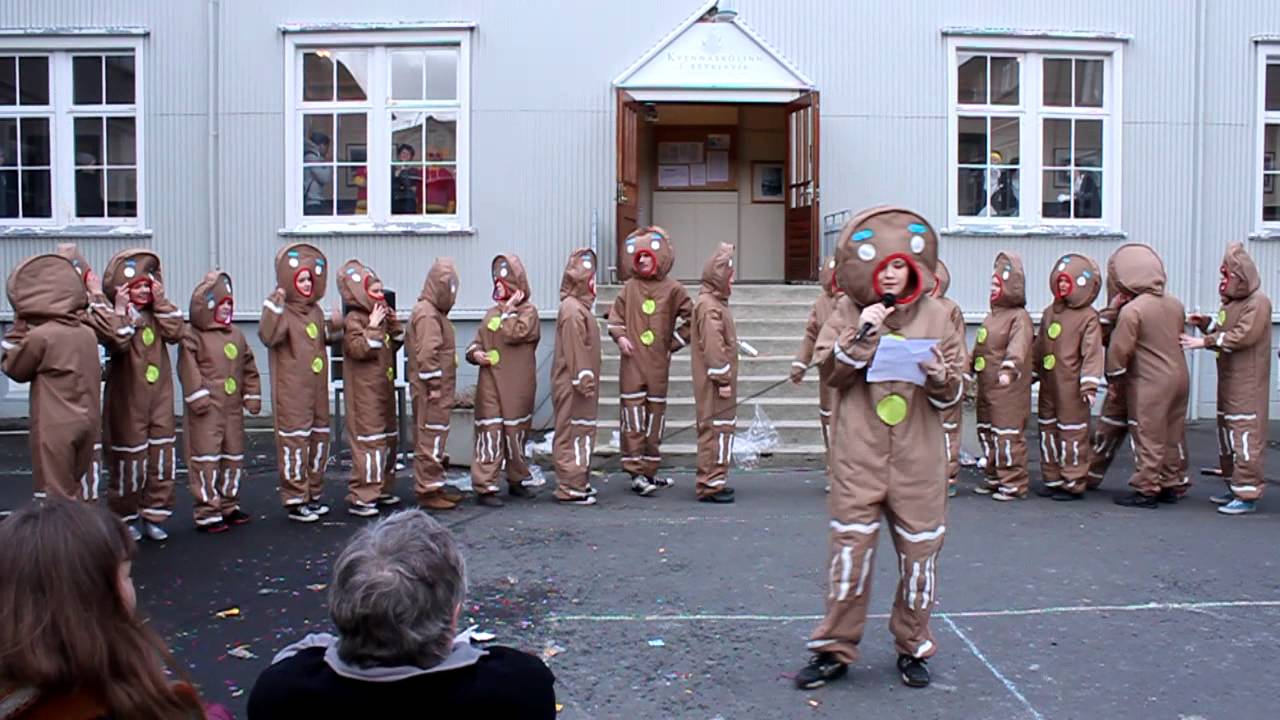 Kvennaskólinn í Reykjavík - Dimmission - 4. T