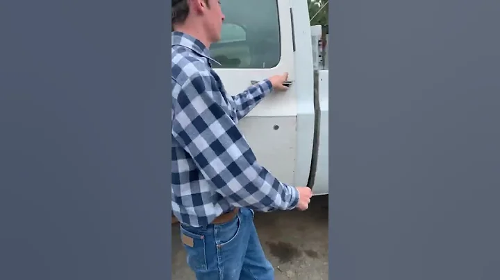 McCurry and the mullet: How to put a 78 c10 in 4wd.