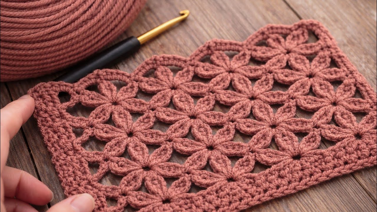New Crochet Stitch! Easy 2-Row Eye-Catching Shawl & Scarf Pattern