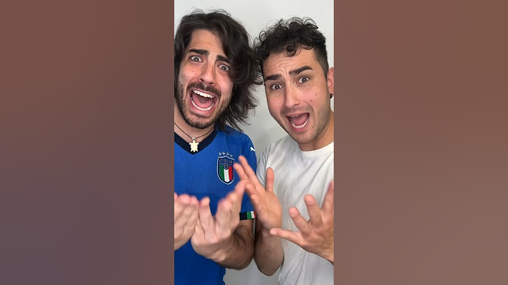 Italians reacting to GREEN SOUP PIZZA
