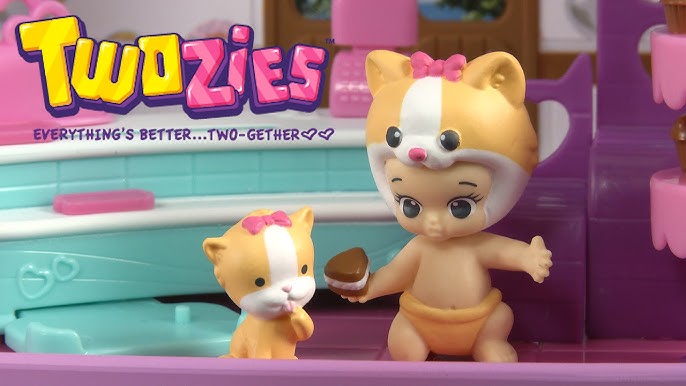 Twozies Two-Playful Cafe from Moose Toys