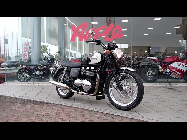 トライアンフ ボンネビルT100 アエラサイレンサー付き！ - YouTube