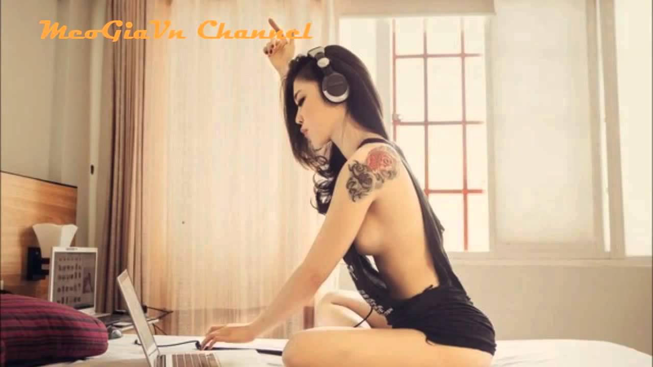 DJTuoiGi Kỷ Niệm 30.4 Anh Em Cùng Lên Mây Nào