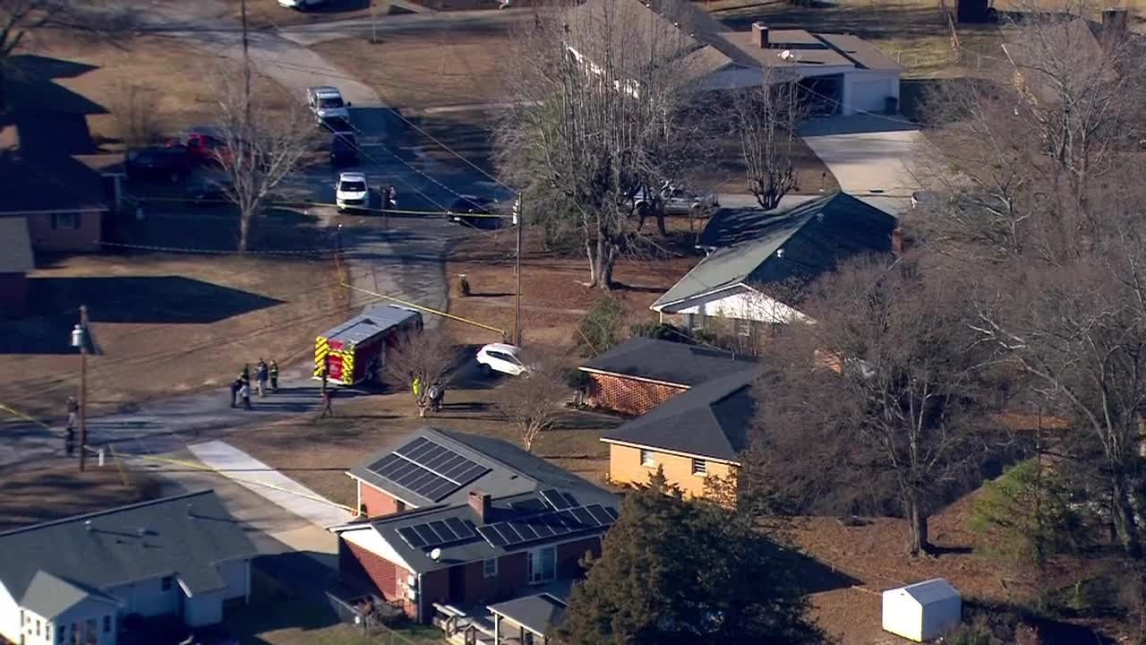 2 dead in Greenville County, South Carolina, house fire, deputies say ...