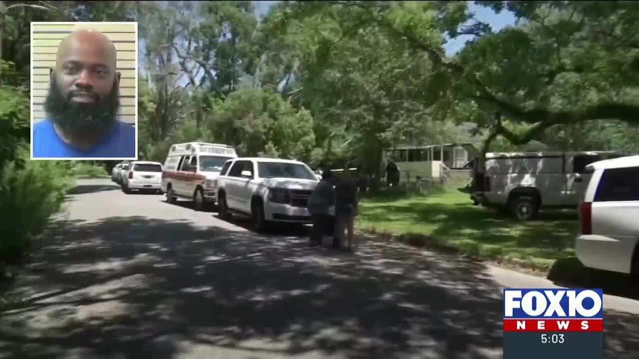 Judge declares mistrial in Mobile capital murder case - YouTube