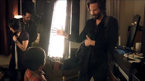 Keanu Reeves explains The Matrix to a kid