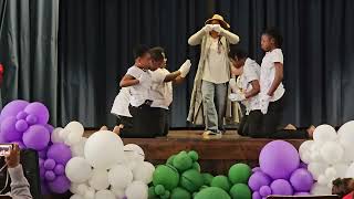 SOT asl  perform stand up in sign language by Cynthia Erivo . I don't have the rights to this music