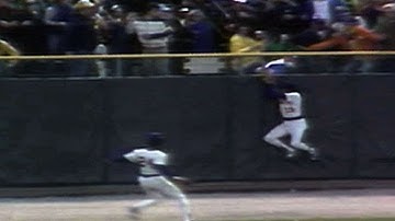 1982 ALCS Gm5: Edwards makes leaping catch at wall