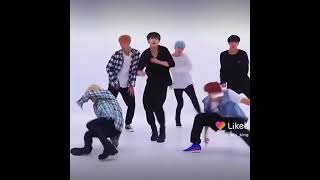 BTS يرقصون على أغنية simple dimple