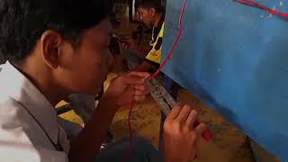 Tugas :menjalankan 1 buah motor 3 fasa secara forward reverse (kanan-kiri) otomatis dgn smart relay