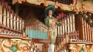 Mickey Munter & The Horny Hooting Organ