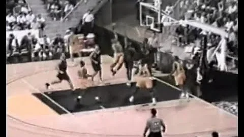 Rookie Derek Fisher Hammers with Authority in Summer League (1996)