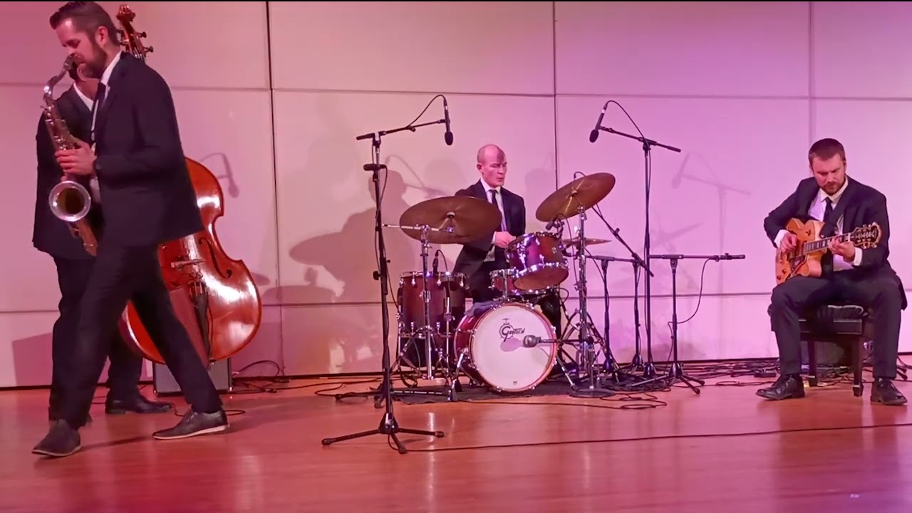 Stompin' at the Savoy - Kevin Brown Quartet