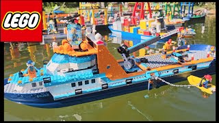 Original LEGO harbor sets are awful 😖... So I made my own huge version... I dare you to comment it?