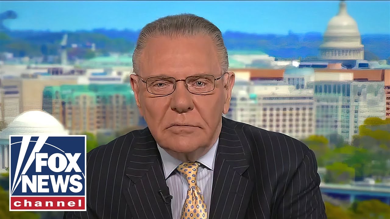 ⁣Jack Keane makes major prediction on when Russia will invade Ukraine