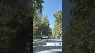 Золотой квадрат, элитный район! Элитные люди зачем нарушаете ПДД? Здесь даже иностранцы учатся у вас