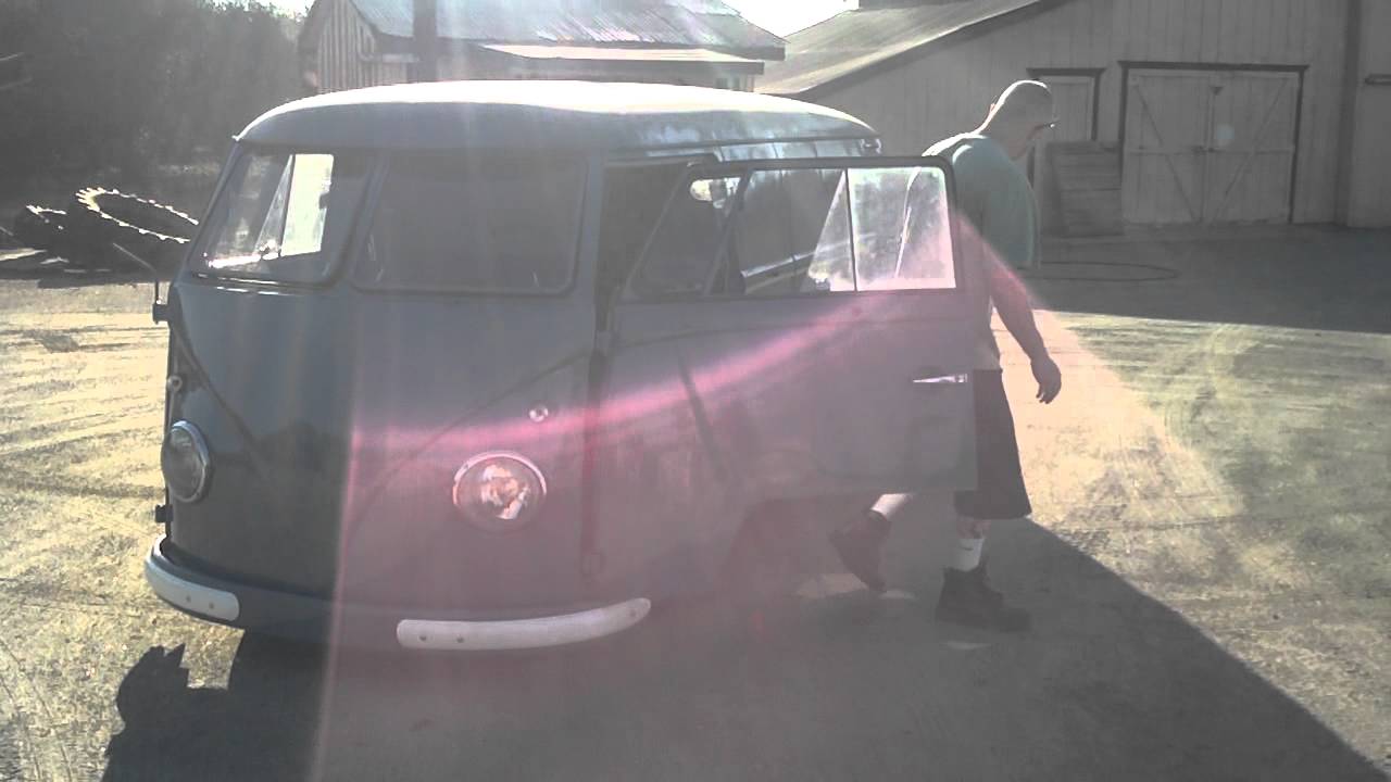 VW Bus test drive 56 Double Door Panel