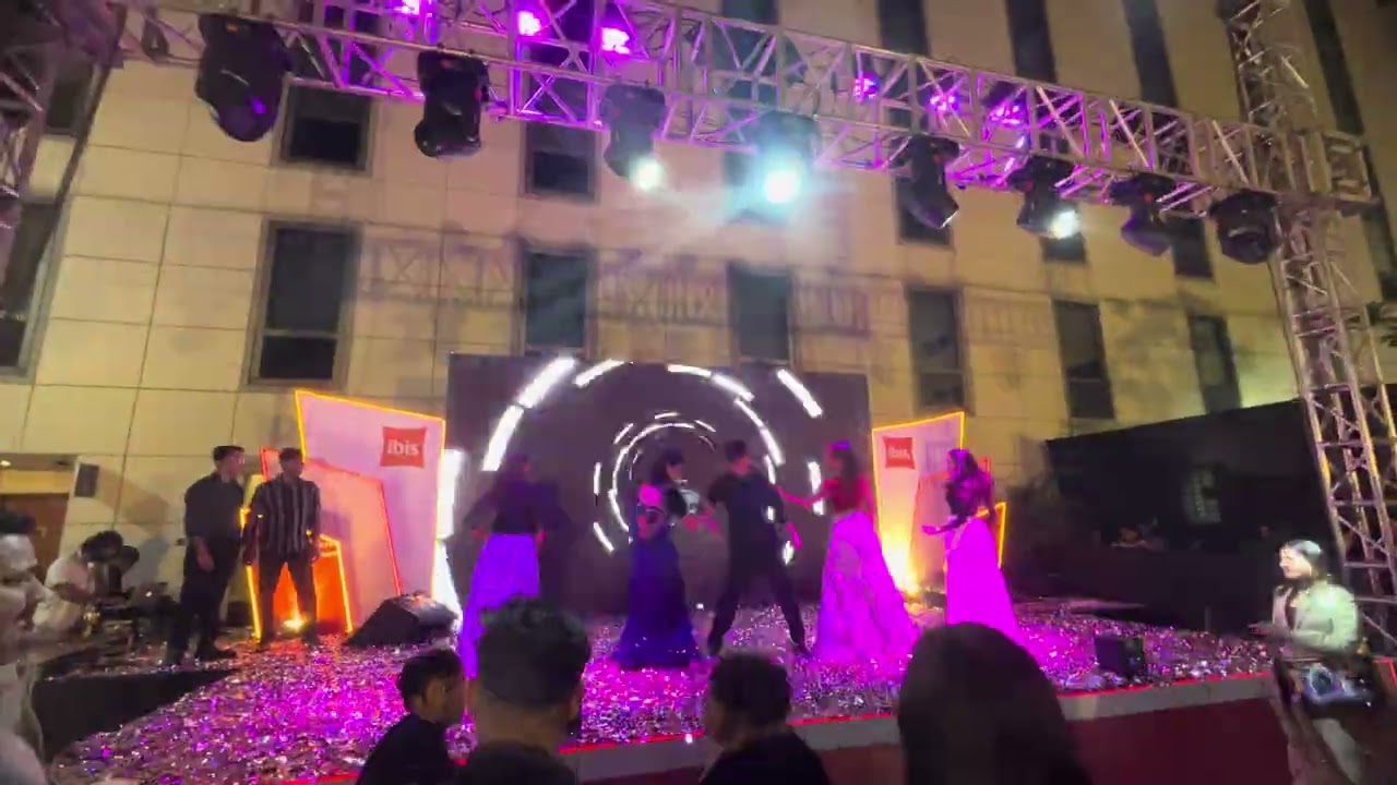 Annual Function Day #groupdance  #ishqwalalove #ohohjanejana #tumsemilkedilkahaijohaa #surmedani 