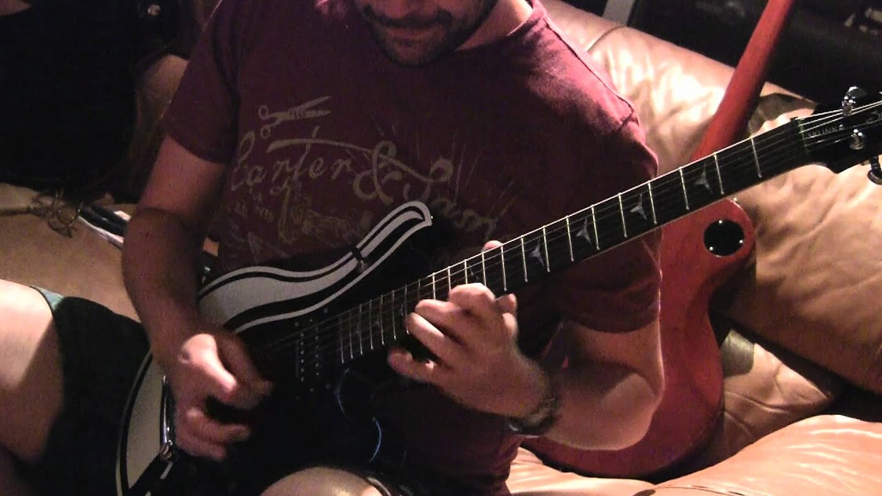 Guy Laverick shreds on a Skunk Tregan Guitar!