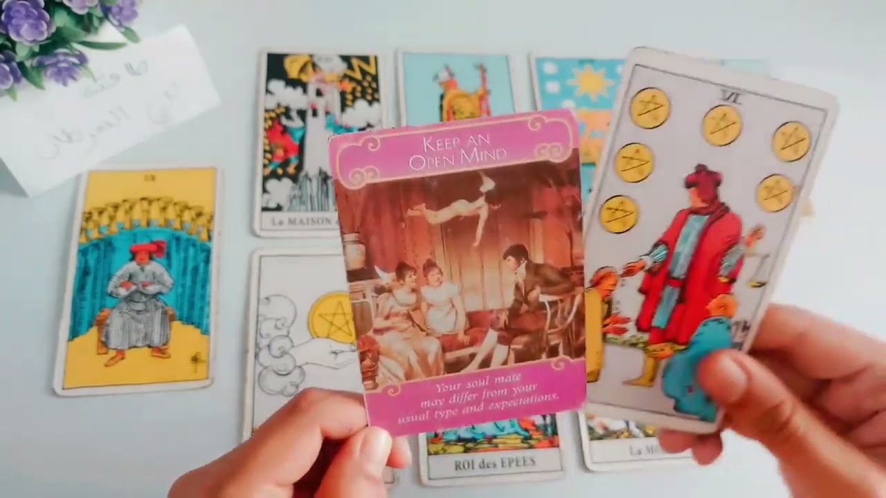 تاروت برج السرطان الحبيب يتخذ قرار بينك وبين طرف اخر 🤔