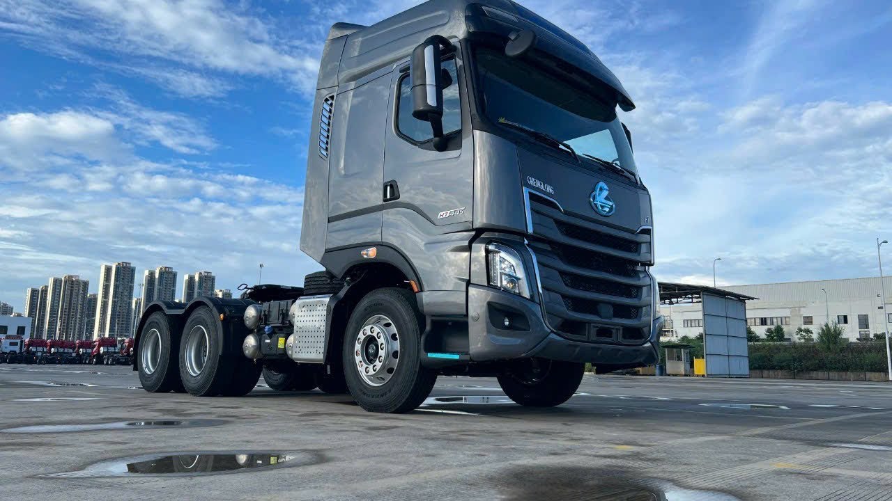 ĐẦU KÉO CHENG LONG LUXX 2 CẦU - YouTube