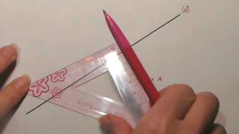 Tracer une perpendiculaire.