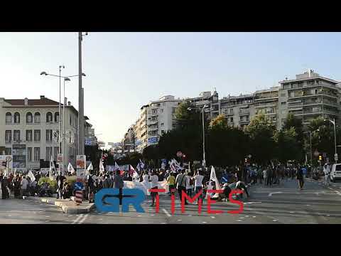 Συγκέντρωση του ΠΑΜΕ στην πλατεία της ΧΑΝΘ