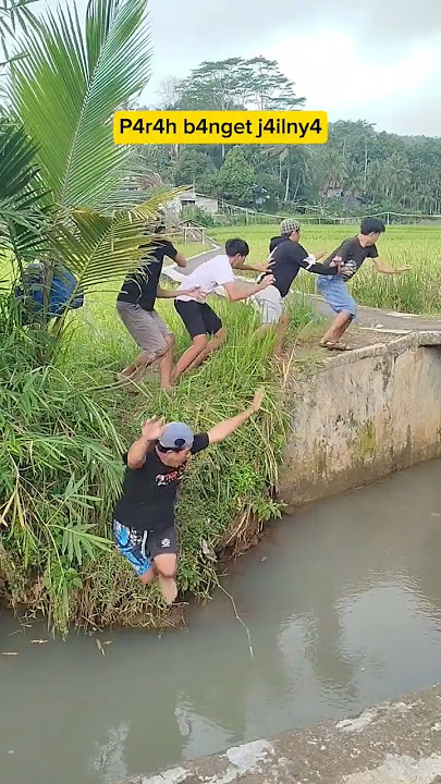 Ngakak! Prank Ular Ini Kelewat Ngeri Tapi Lucu! #funny #comedy #komedilucu #ularbohongan#kocak