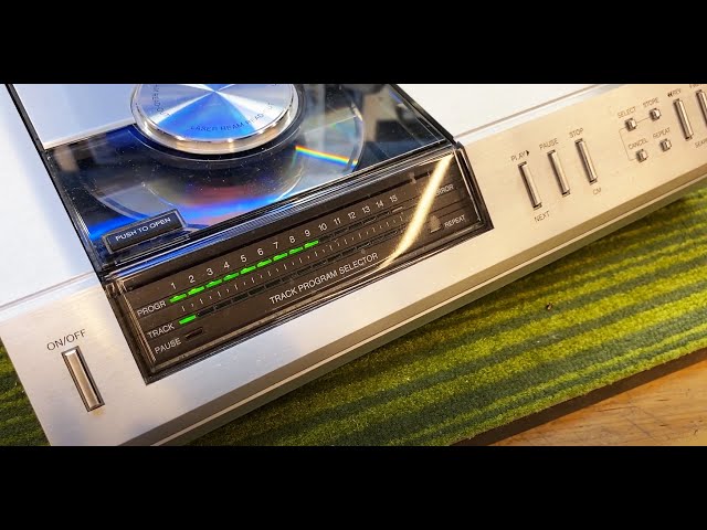 Philips CD100 - vintage audio laser