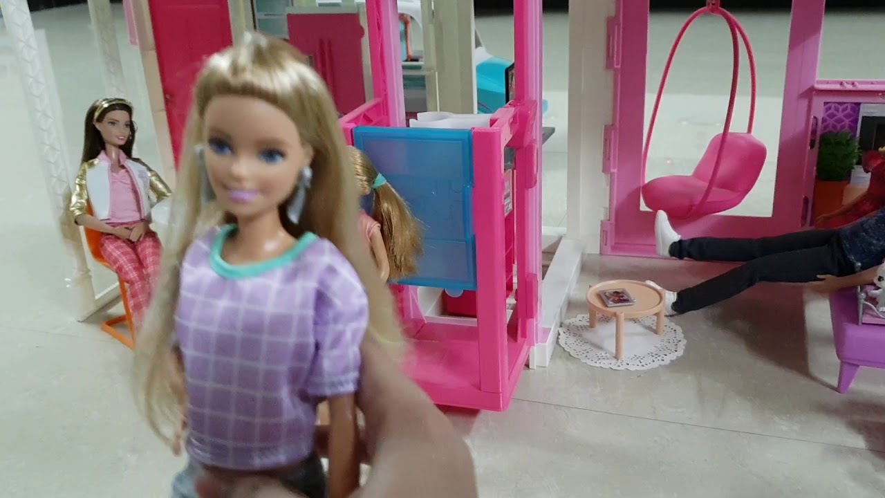 barbie grandparents house