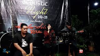 Pingin sayang Cover live akustik by Amelia Salicha