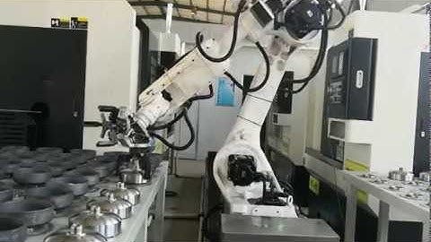 Robot Gắp Phôi Tự Động Máy CNC -SYNTEC