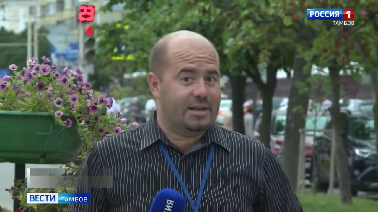 Тамбовчане ночью охотятся на цветы, щебенку, плитку и колодезные люки ...?