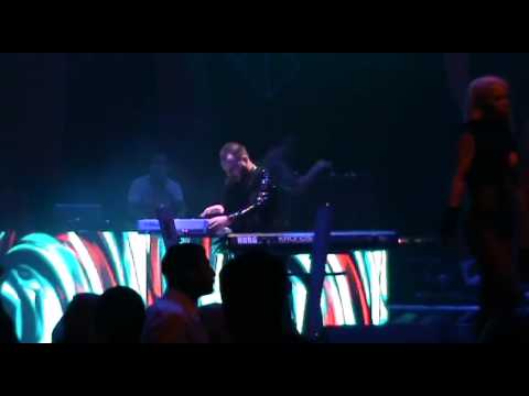HAKAN KARA @ LIVE MASLAK ARENA İSTANBUL ( Vocal Ceren Yolcu )